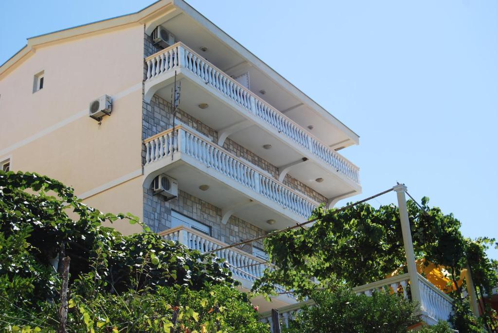 Sun Apartments Ulcinj Eksteriør bilde
